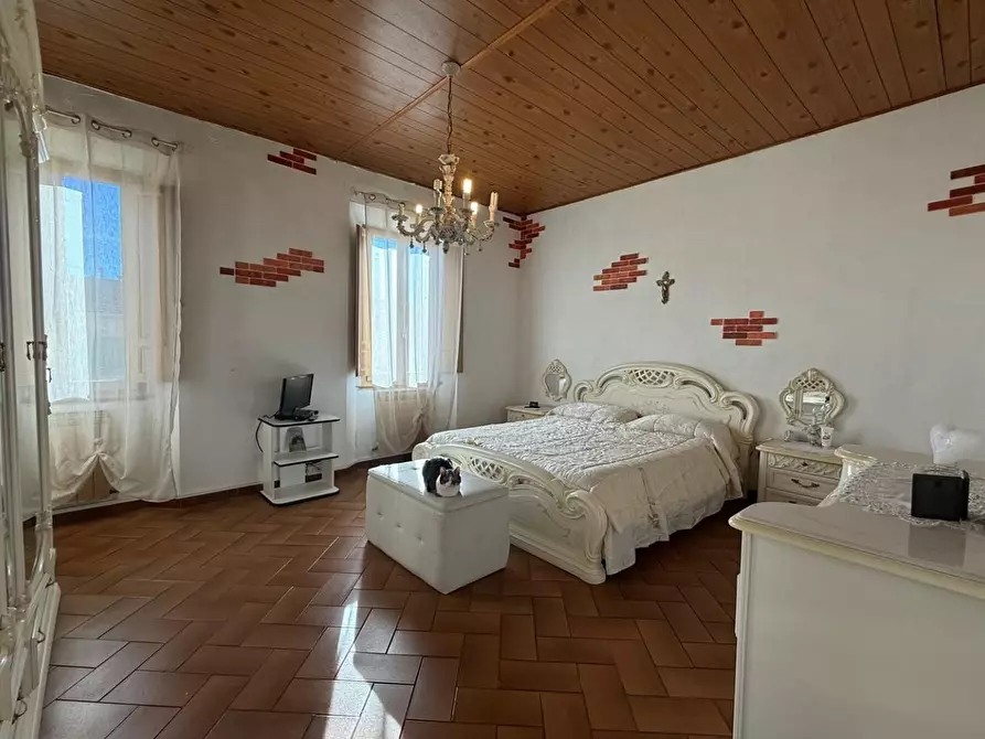 Immagine 10 di Appartamento in vendita  a Certaldo