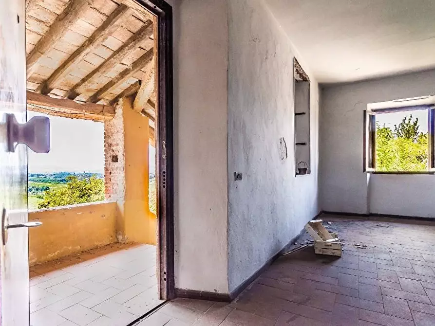 Immagine 5 di Casa colonica in vendita  a Certaldo