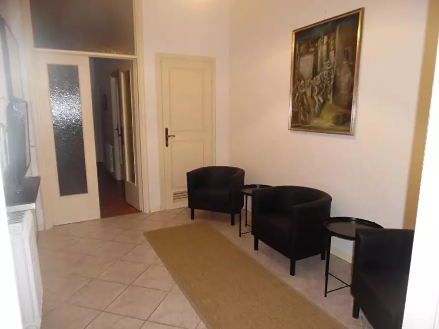 Immagine 5 di Appartamento in affitto  a Pontedera