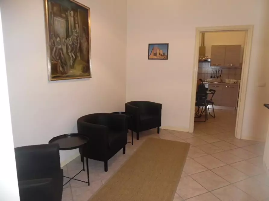Immagine 6 di Appartamento in affitto  a Pontedera