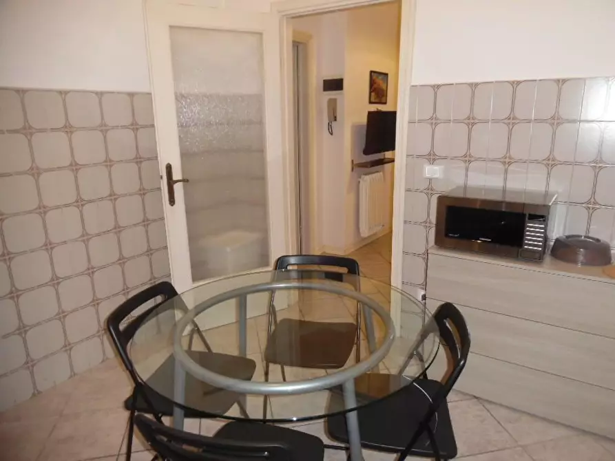 Immagine 4 di Appartamento in affitto  a Pontedera
