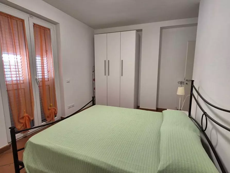 Immagine 49 di Appartamento in affitto  a Viareggio