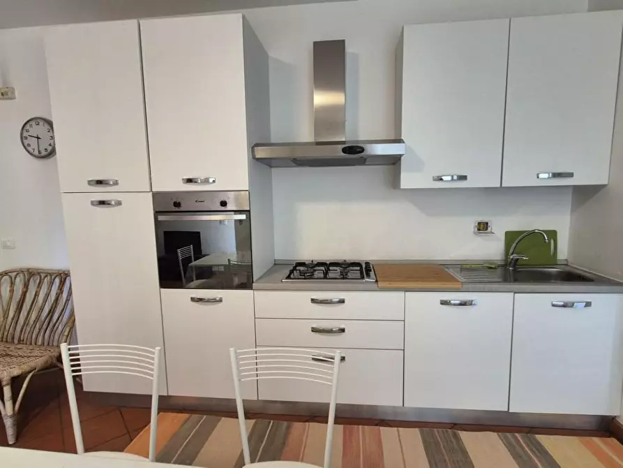 Immagine 33 di Appartamento in affitto  a Viareggio