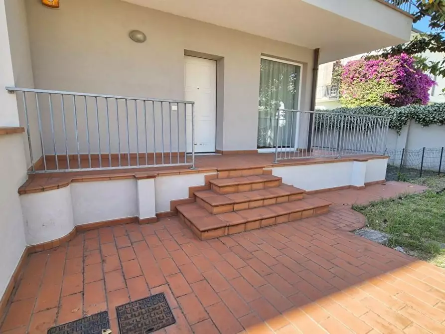 Immagine 3 di Appartamento in affitto  a Viareggio