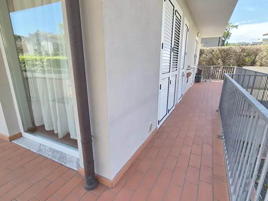 Immagine 9 di Appartamento in affitto  a Viareggio