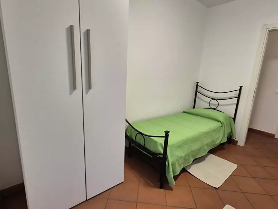 Immagine 58 di Appartamento in affitto  a Viareggio