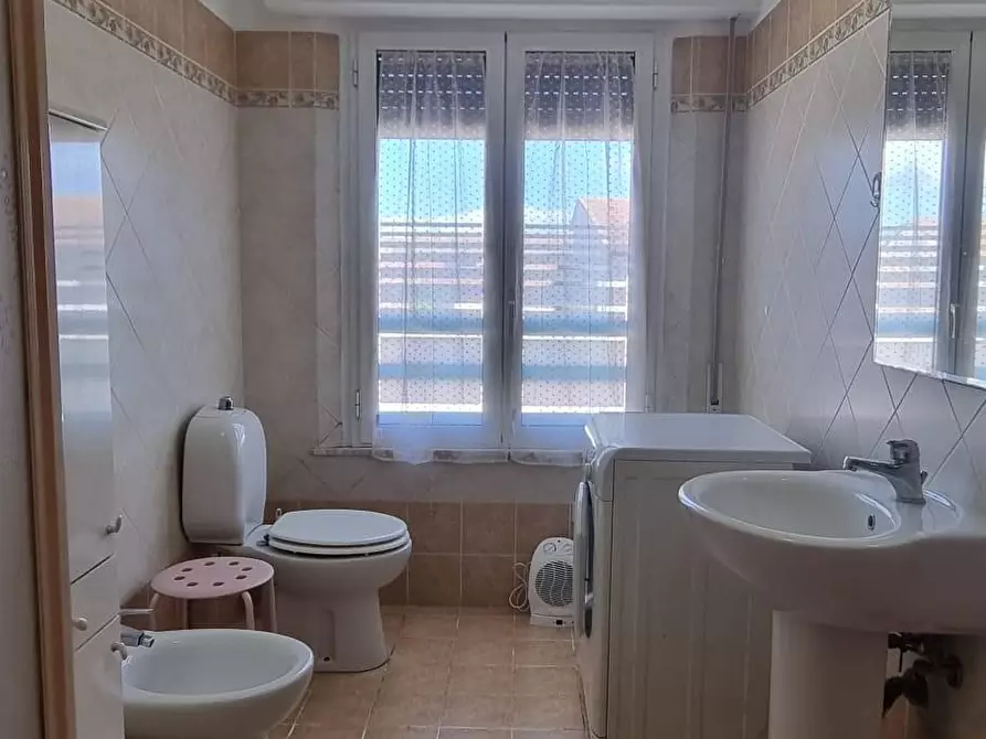 Immagine 37 di Appartamento in affitto  a Pontedera