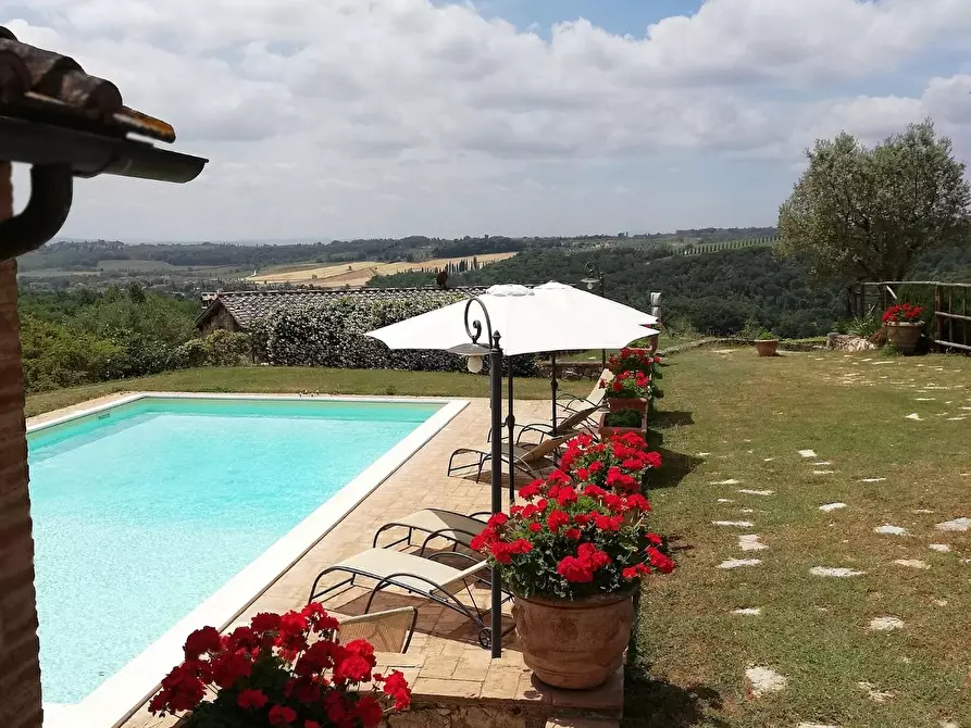 Immagine 18 di Appartamento in affitto  a Castelnuovo Berardenga