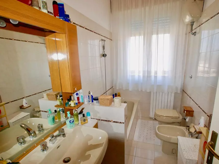 Immagine 10 di Appartamento in vendita  a Pontedera