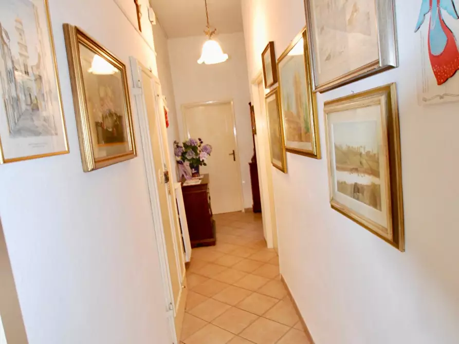 Immagine 4 di Appartamento in vendita  a Pontedera