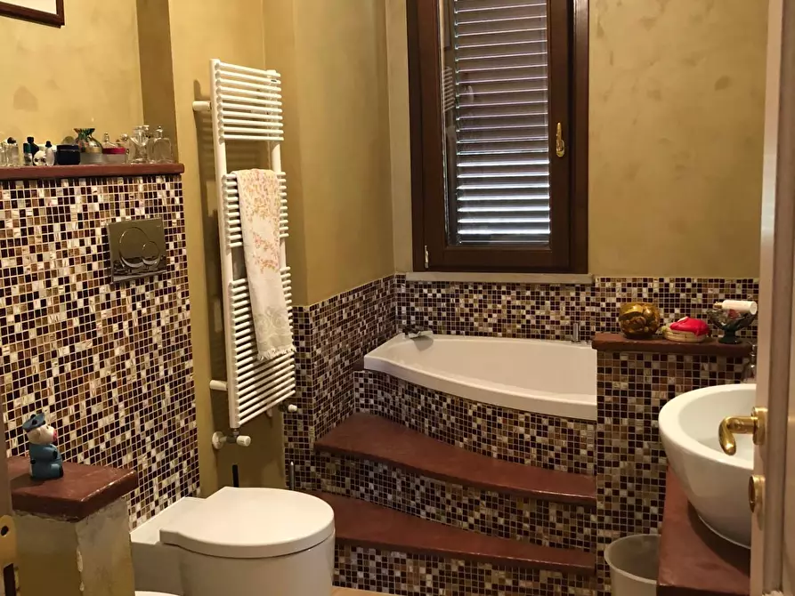 Immagine 31 di Villa in vendita  a San Miniato