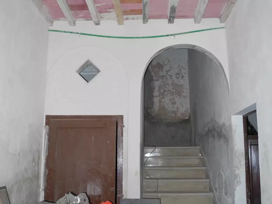 Immagine 10 di Casa colonica in vendita  a Cerreto Guidi