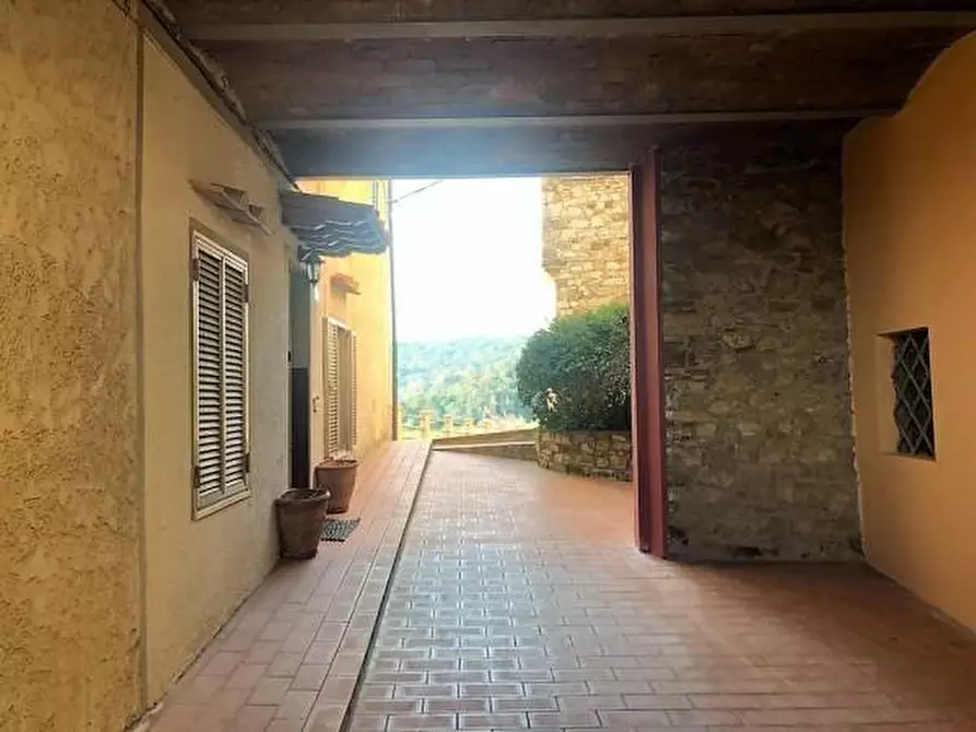 Immagine 8 di Appartamento in vendita  a Monteverdi Marittimo