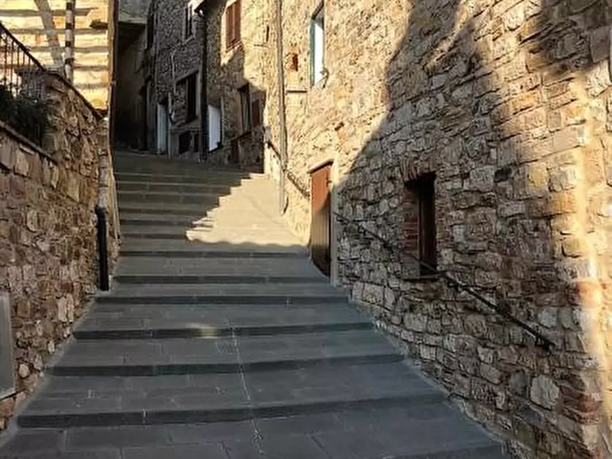 Immagine 34 di Appartamento in vendita  a Monteverdi Marittimo