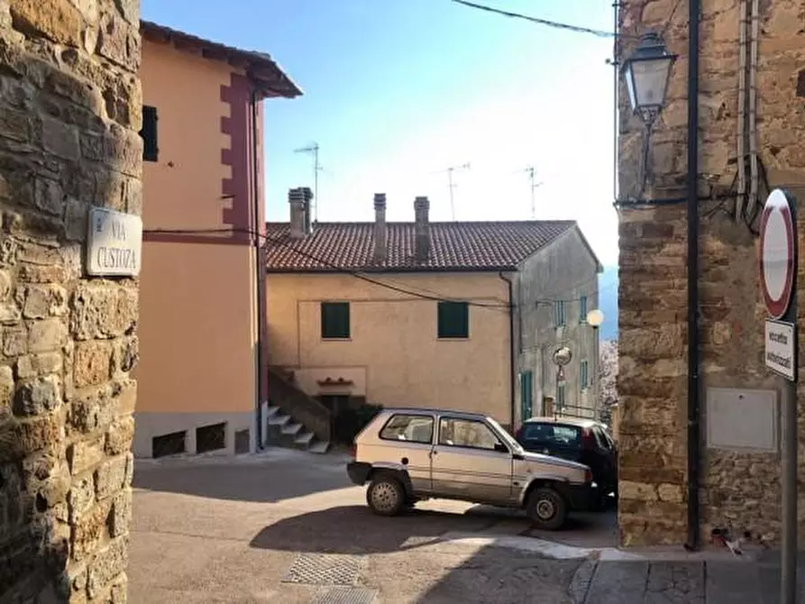 Immagine 32 di Appartamento in vendita  a Monteverdi Marittimo