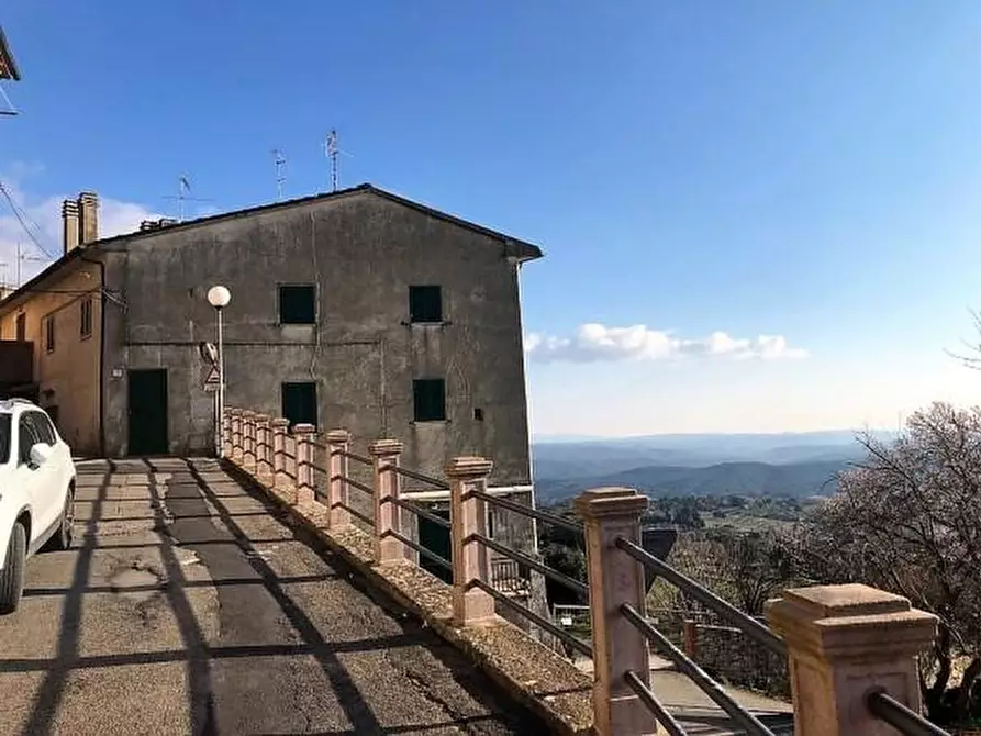 Immagine 2 di Appartamento in vendita  a Monteverdi Marittimo