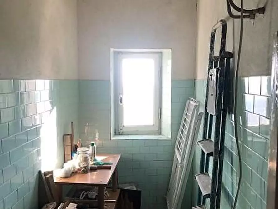 Immagine 18 di Appartamento in vendita  a Monteverdi Marittimo