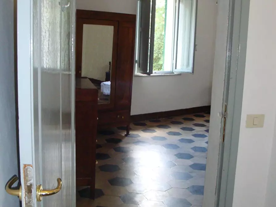 Immagine 2 di Appartamento in vendita  a Siena