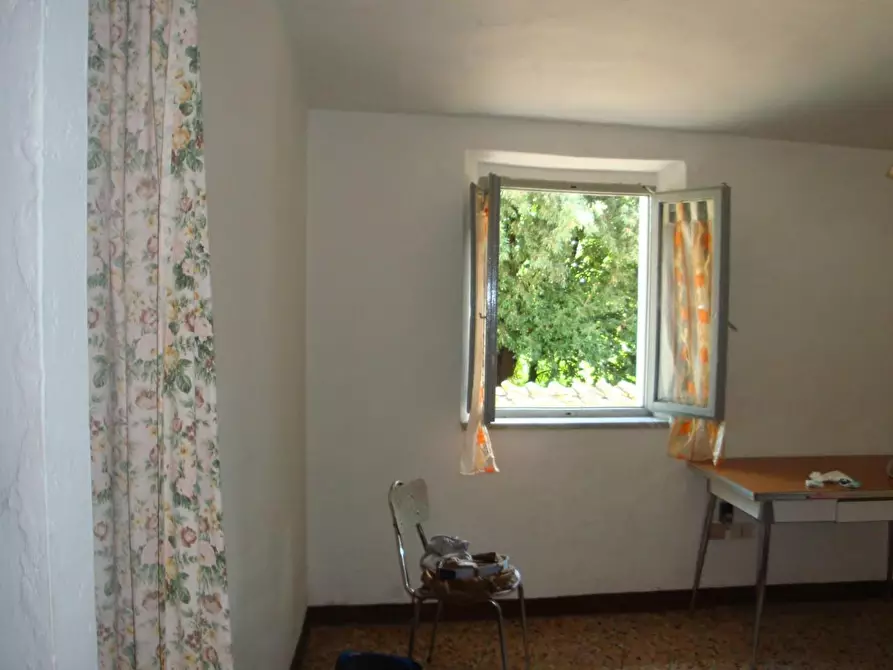 Immagine 4 di Appartamento in vendita  a Siena