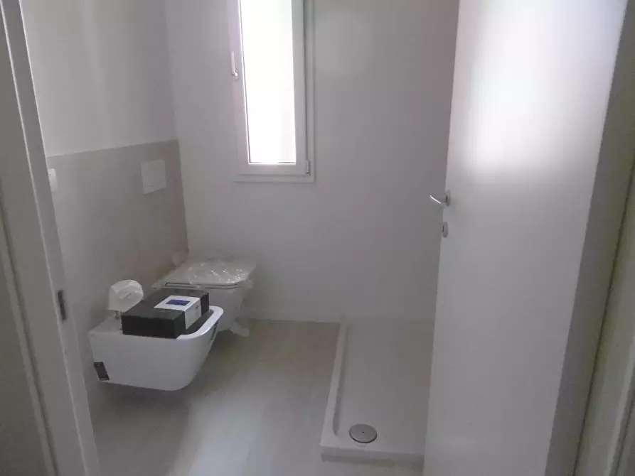 Immagine 4 di Appartamento in vendita  a Empoli