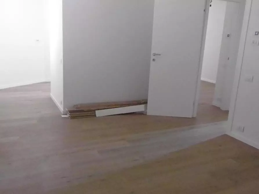 Immagine 2 di Appartamento in vendita  a Empoli