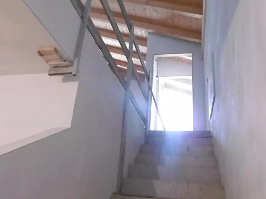 Immagine 6 di Mansarda in vendita  a Empoli