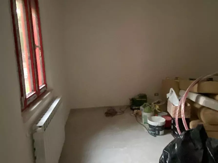 Immagine 10 di Villa in vendita  a Pisa