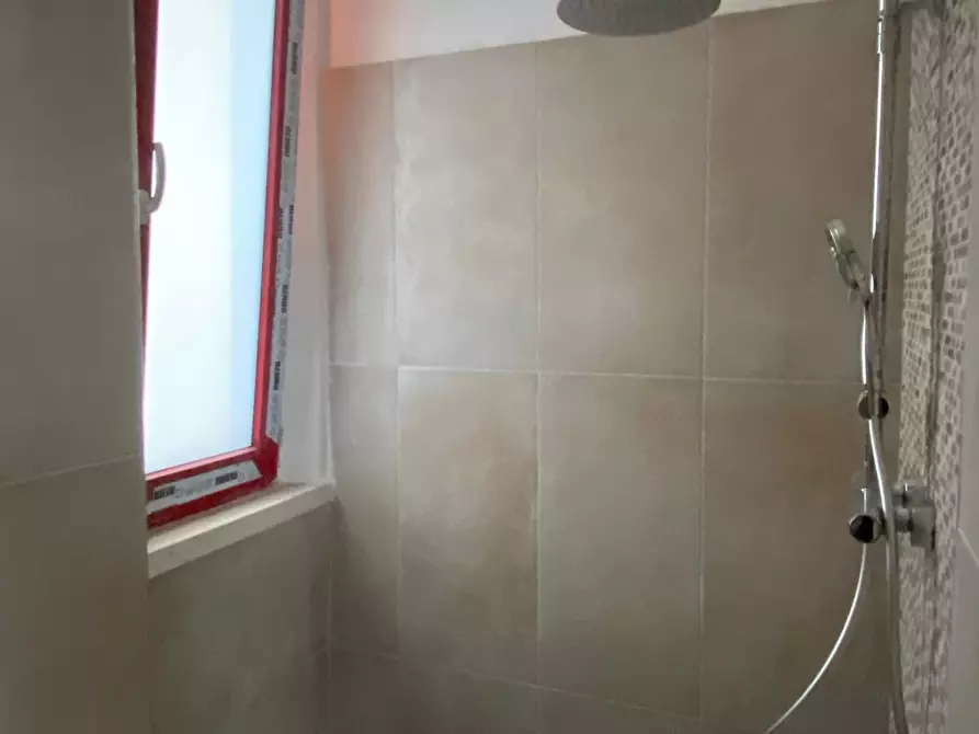 Immagine 14 di Villa in vendita  a Pisa