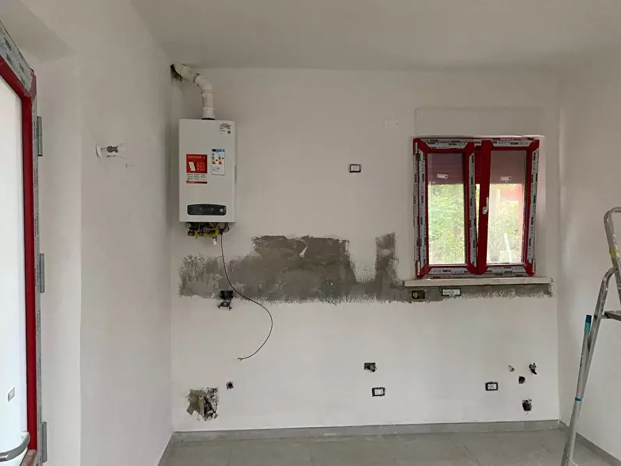 Immagine 8 di Villa in vendita  a Pisa