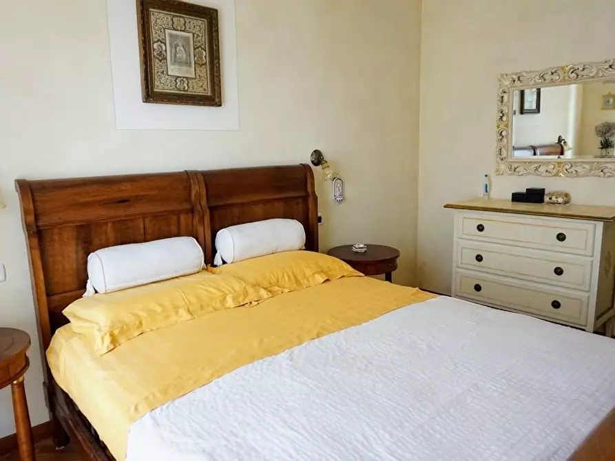 Immagine 23 di Appartamento in vendita  a Massa