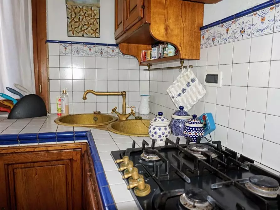 Immagine 18 di Appartamento in vendita  a Massa