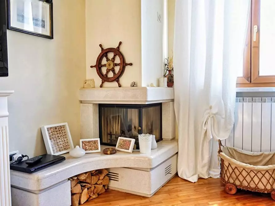 Immagine 9 di Appartamento in vendita  a Massa