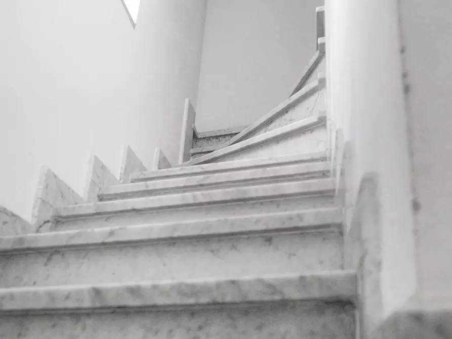 Immagine 6 di Casa indipendente in vendita  a Massa