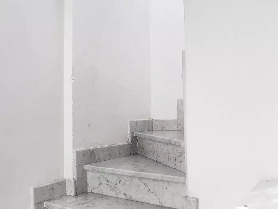 Immagine 5 di Casa indipendente in vendita  a Massa