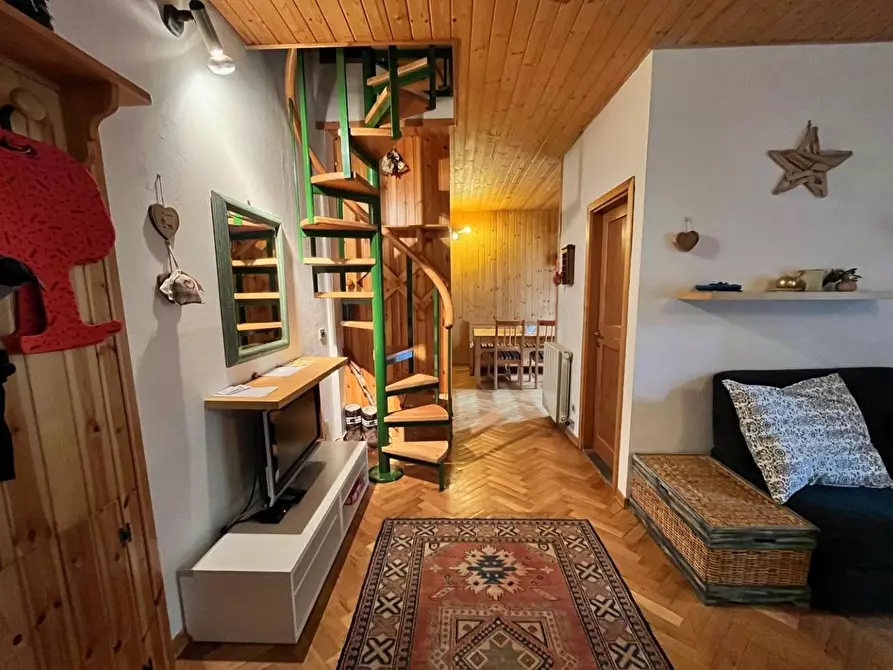 Immagine 2 di Appartamento in vendita  a Abetone Cutigliano