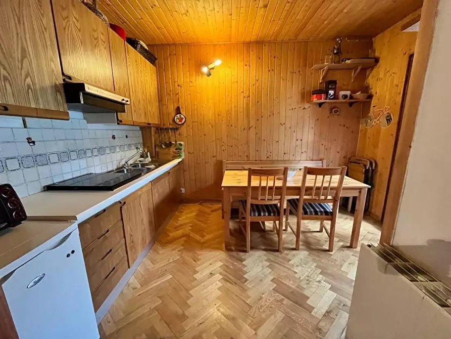 Immagine 3 di Appartamento in vendita  a Abetone Cutigliano