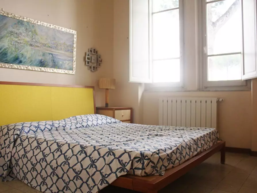 Immagine 19 di Villa in vendita  a Camaiore