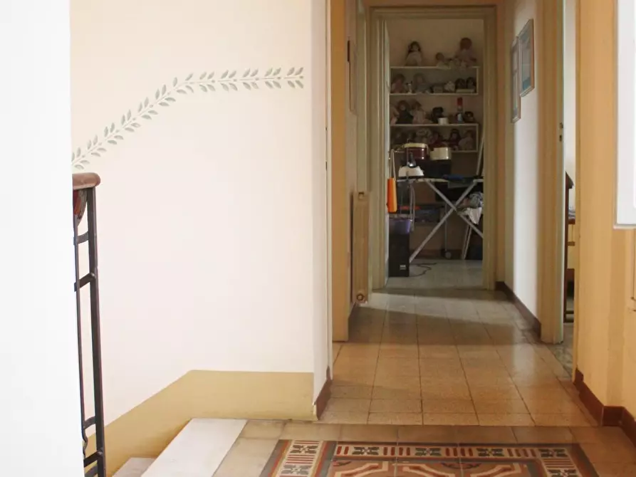 Immagine 15 di Villa in vendita  a Camaiore