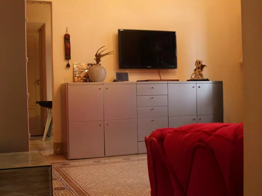 Immagine 3 di Villa in vendita  a Camaiore