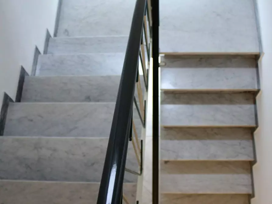 Immagine 30 di Casa bifamiliare in vendita  a Camaiore