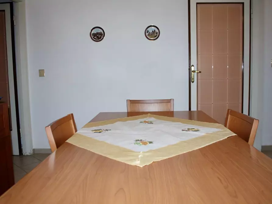 Immagine 6 di Casa bifamiliare in vendita  a Camaiore