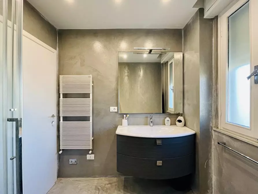 Immagine 29 di Appartamento in vendita  a Camaiore