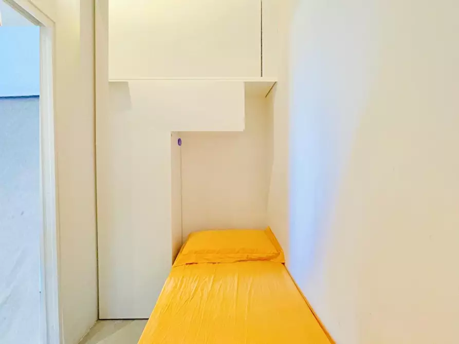 Immagine 36 di Appartamento in vendita  a Camaiore