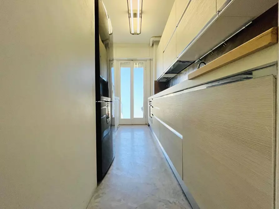 Immagine 12 di Appartamento in vendita  a Camaiore