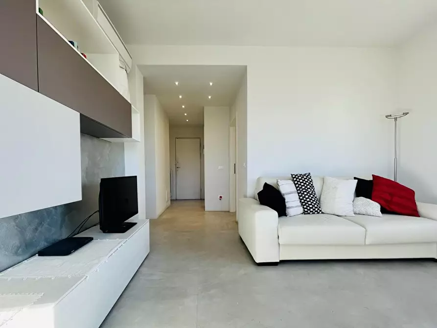 Immagine 9 di Appartamento in vendita  a Camaiore