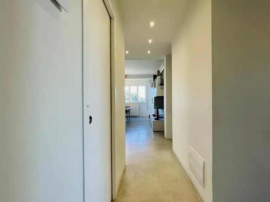 Immagine 3 di Appartamento in vendita  a Camaiore