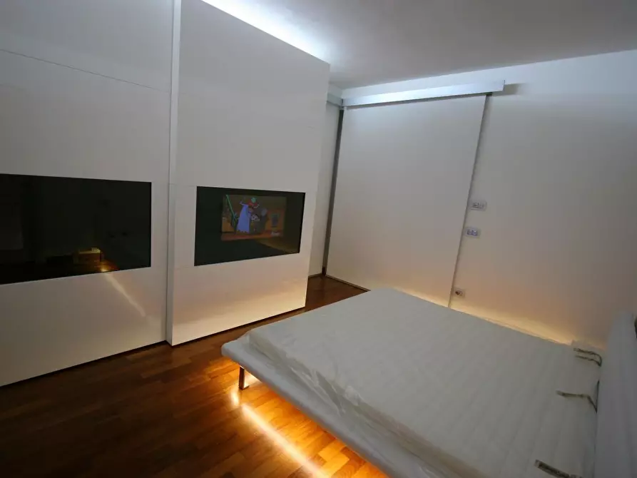 Immagine 24 di Villa in vendita  a Camaiore