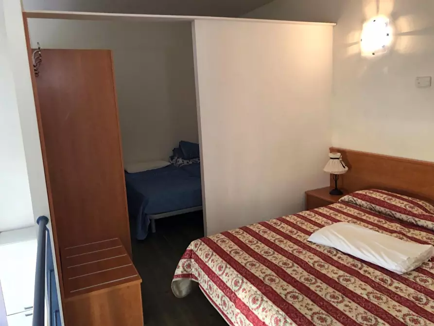 Immagine 16 di Appartamento in affitto  a Pisa