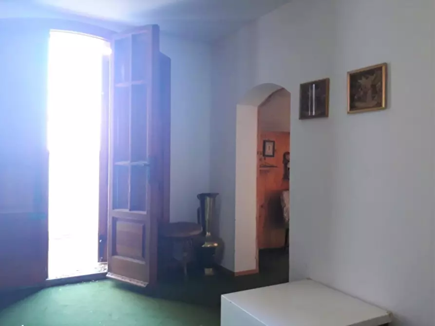 Immagine 19 di Villa in vendita  a Cascina