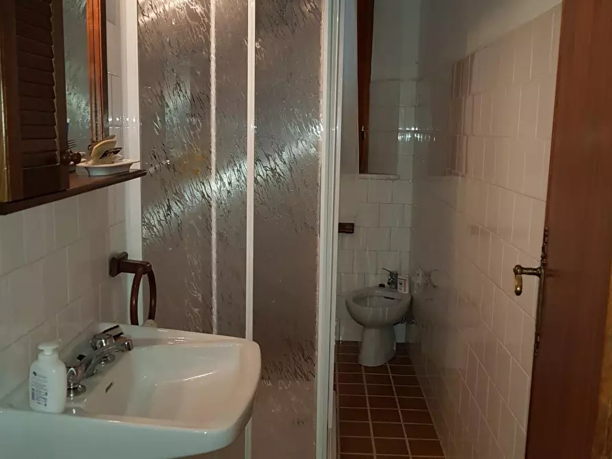 Immagine 9 di Porzione di casa in vendita  a Campiglia Marittima